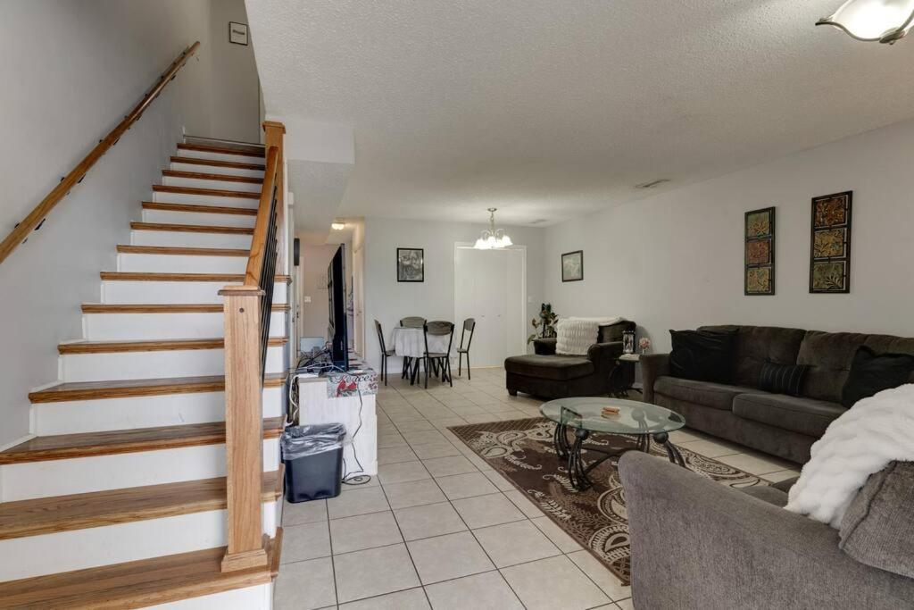 Lovely 2 Bdr Condo With Balcony 2M To Broadway Νάσβιλ Εξωτερικό φωτογραφία